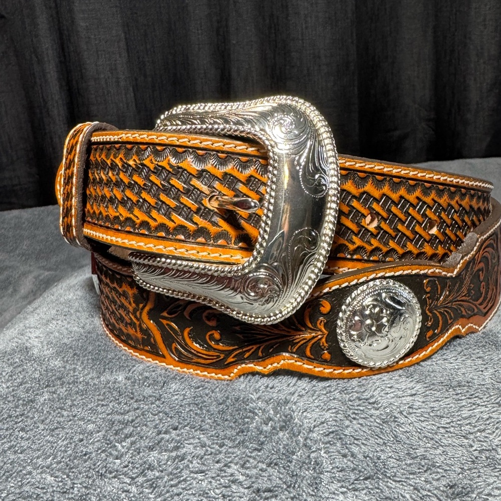 Tony Lama Men’s Western Style Leather Belt